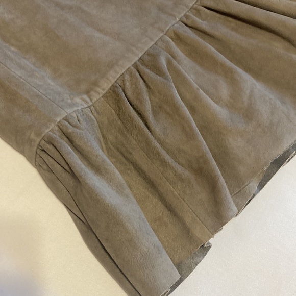 Alicia Herrera for OSHWAKON vintage suede skirt. - Picture 3 of 11